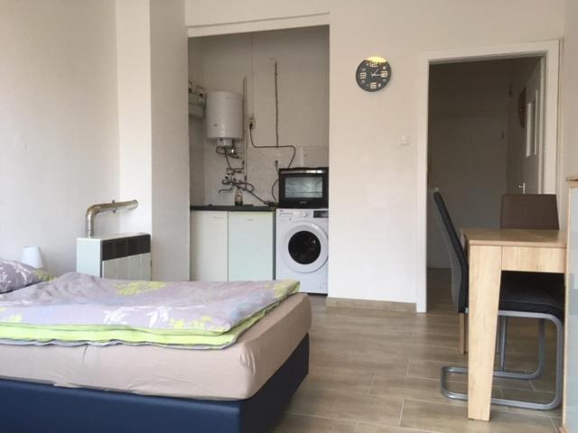 Hannover-Linden, Falkenstr.1 Ap. 1 Экстерьер фото