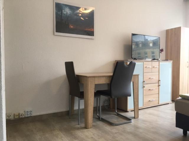 Hannover-Linden, Falkenstr.1 Ap. 1 Экстерьер фото